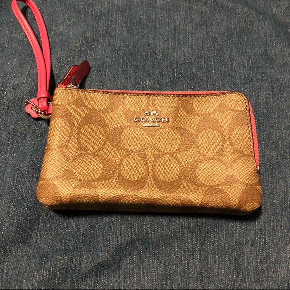 NWOT Coach Signature Wristlet double compartments - Picture 2 of 8